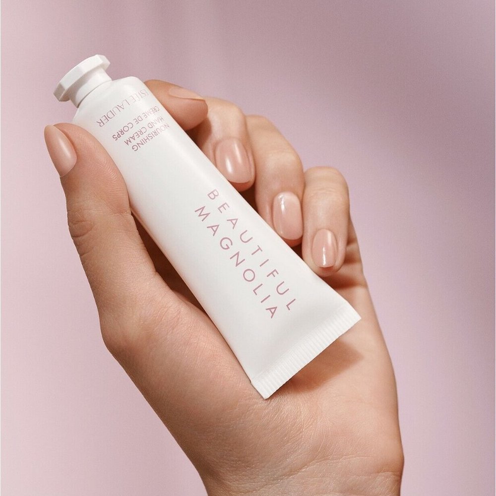 BEAUTIFUL MAGNOLIA Estee Lauder 1.0oz / 30ml NourIshing Hand Cream NEW IN BOX
